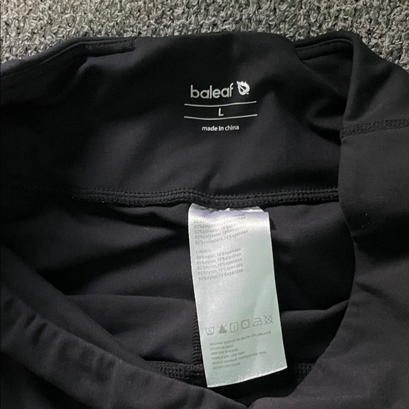 Baleaf Women's Black Capris - Picture 2 of 4